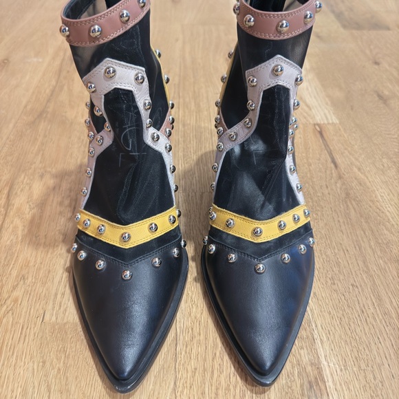 Black mesh booties by AGL - Picture 3 of 8